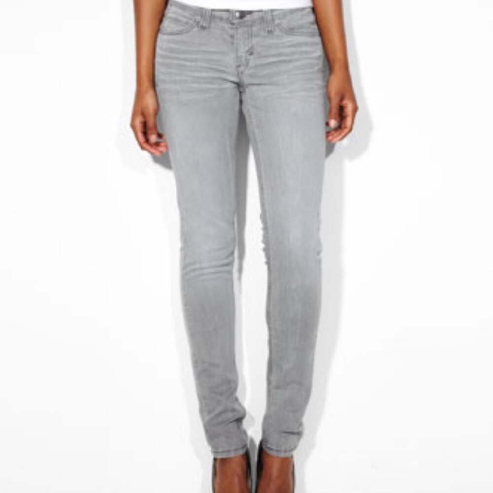 Levi’s Gray Jeans Size 5
